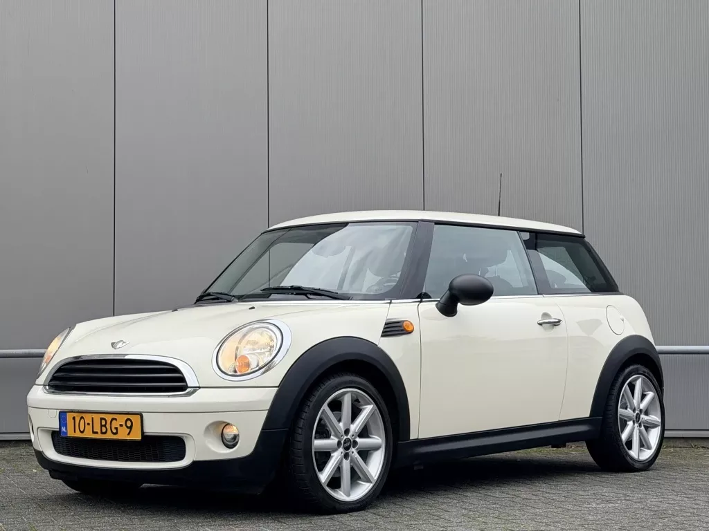 MINI One (2010) — foto 1