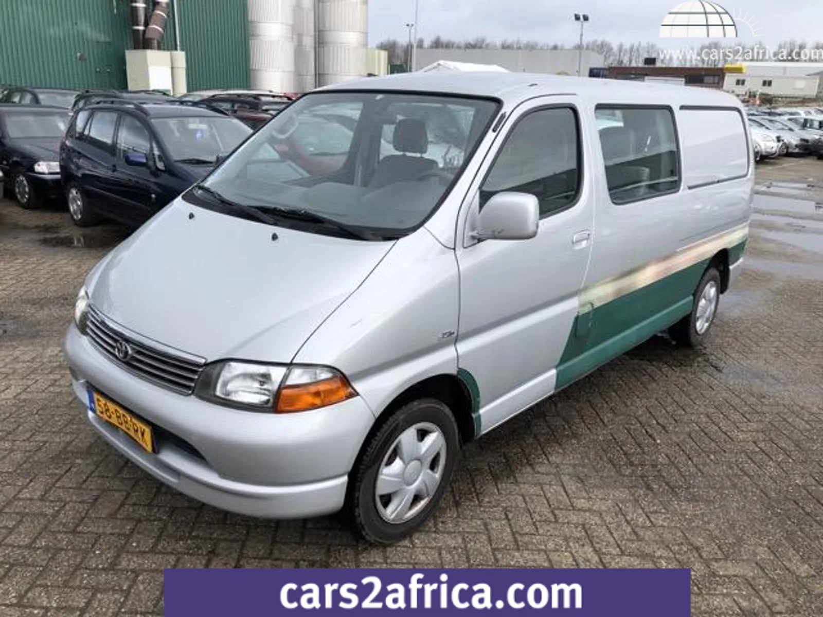 Toyota HiAce (2002) — foto 1