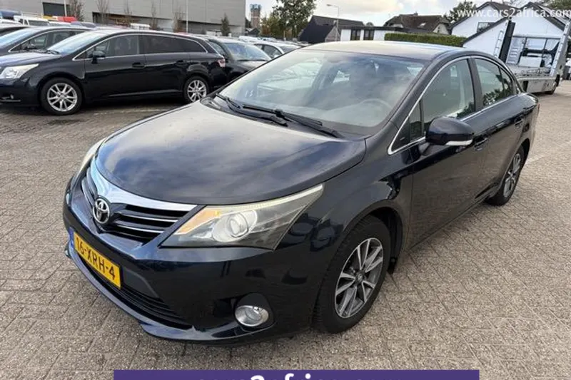 Toyota Avensis (2012)