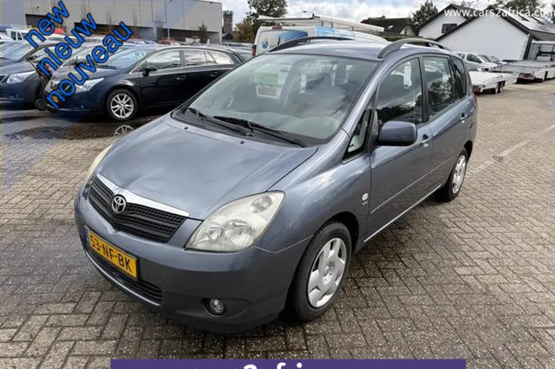 Toyota Corolla Verso (2003)