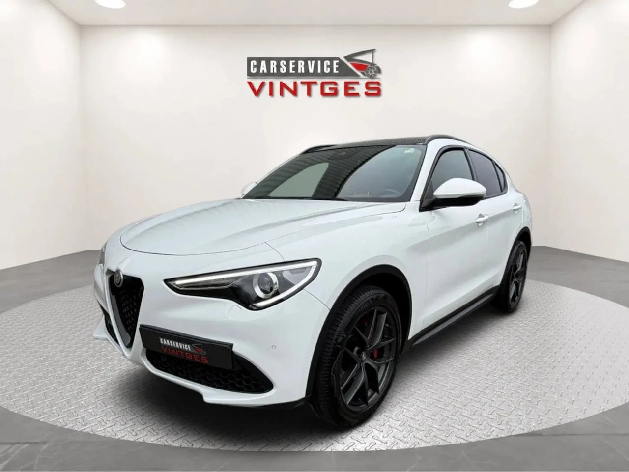 Alfa Romeo Stelvio (2022) — foto 1