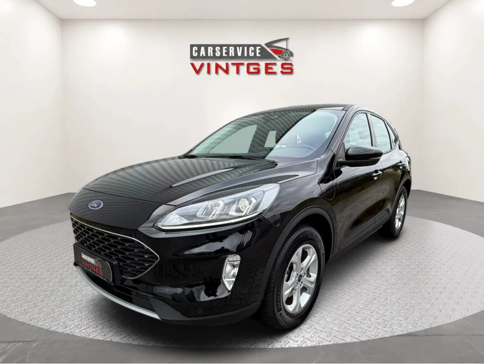 Ford Kuga (2022) — foto 1