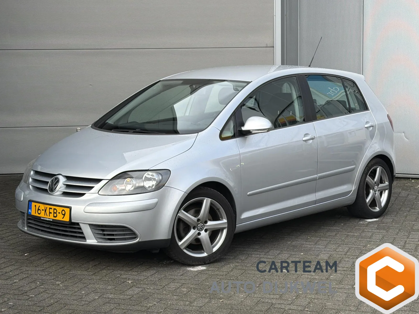 Volkswagen Golf Plus (2005) — foto 1