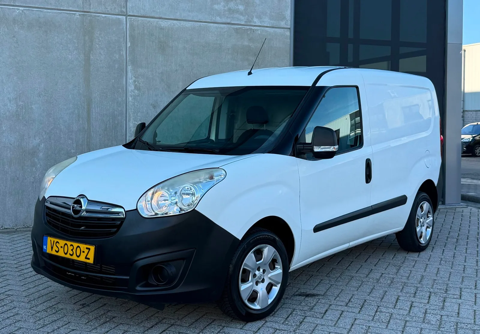 Opel Combo (2016) — foto 1