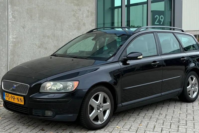 Volvo V50 (2004)