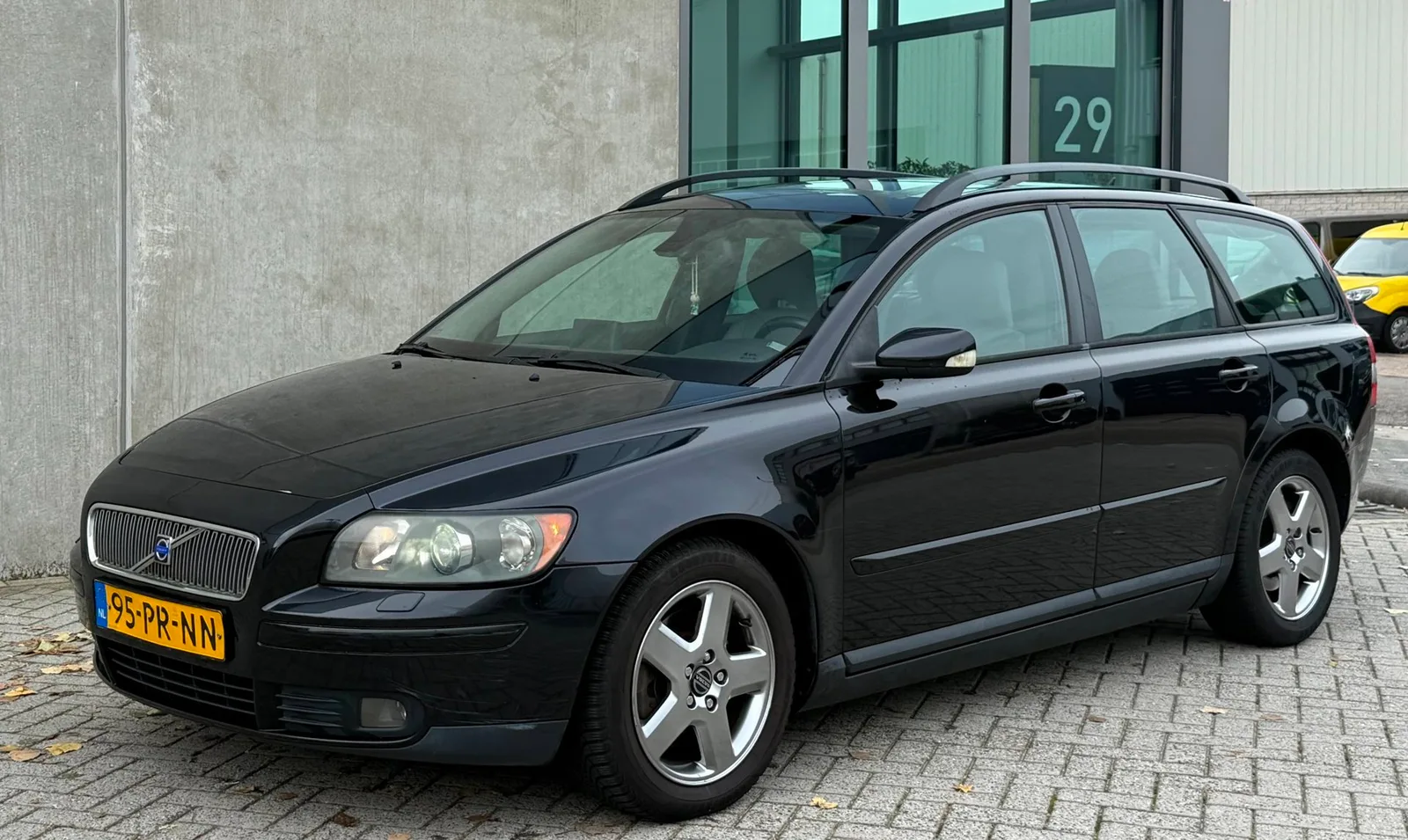 Volvo V50 (2004) — foto 1