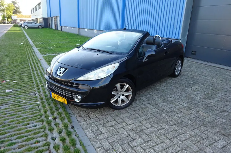 Peugeot 207 (2007)