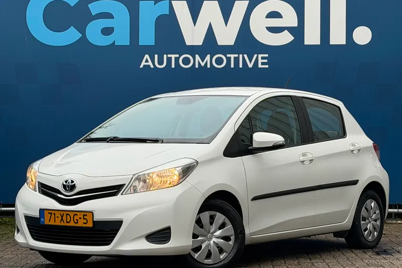 Toyota Yaris (2012)
