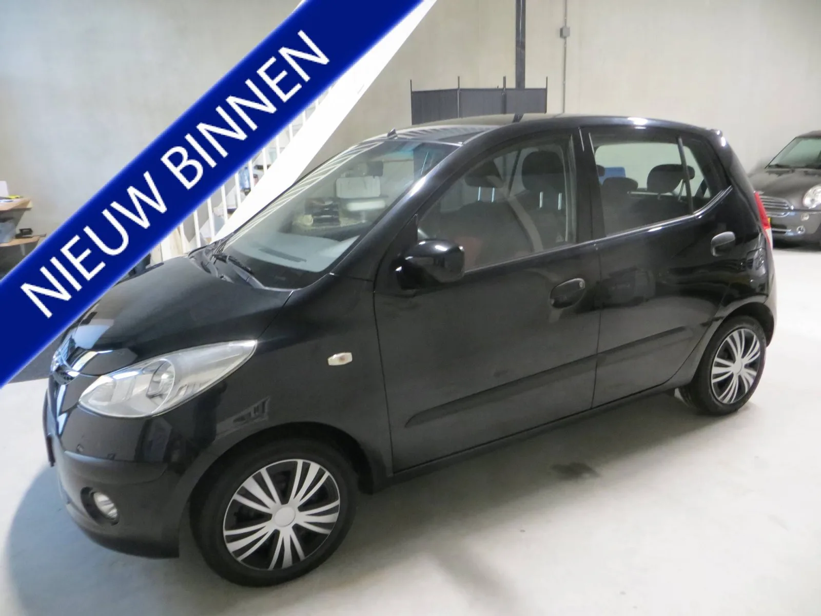 Hyundai i10 (2009) — foto 1