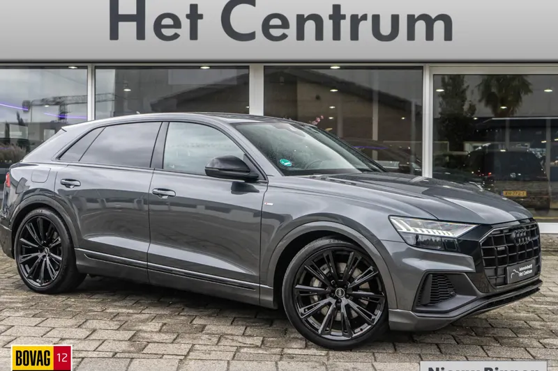 Audi Q8 (2023)