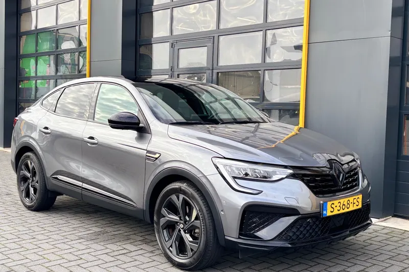 Renault Arkana (2023)