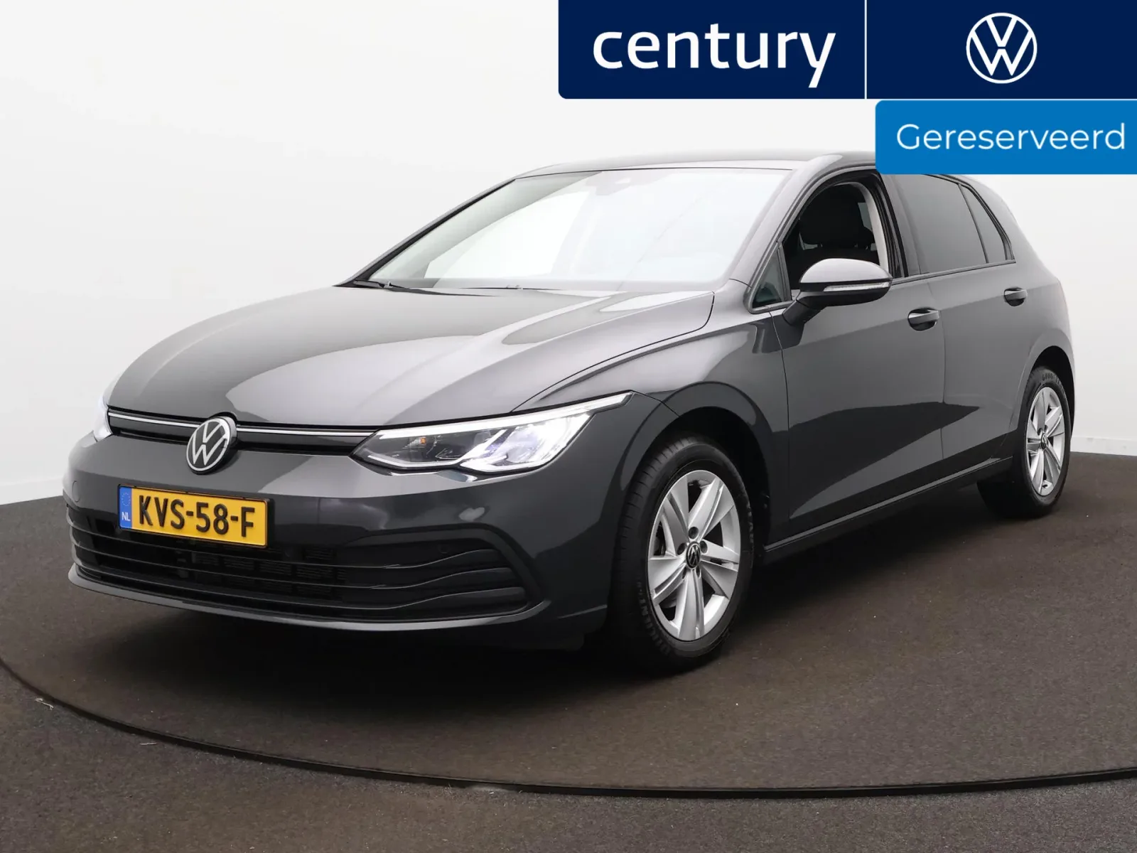 Volkswagen Golf (2023) — foto 1