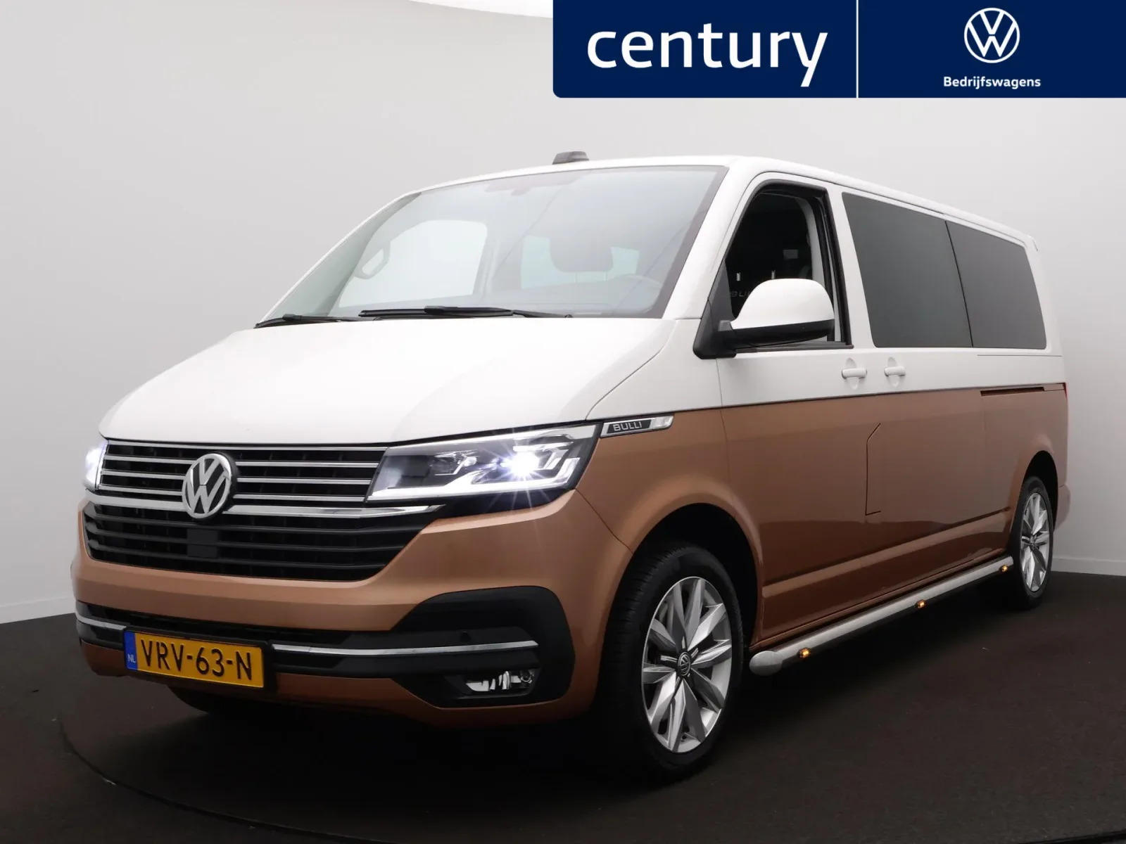 Volkswagen Transporter (2022) — foto 1