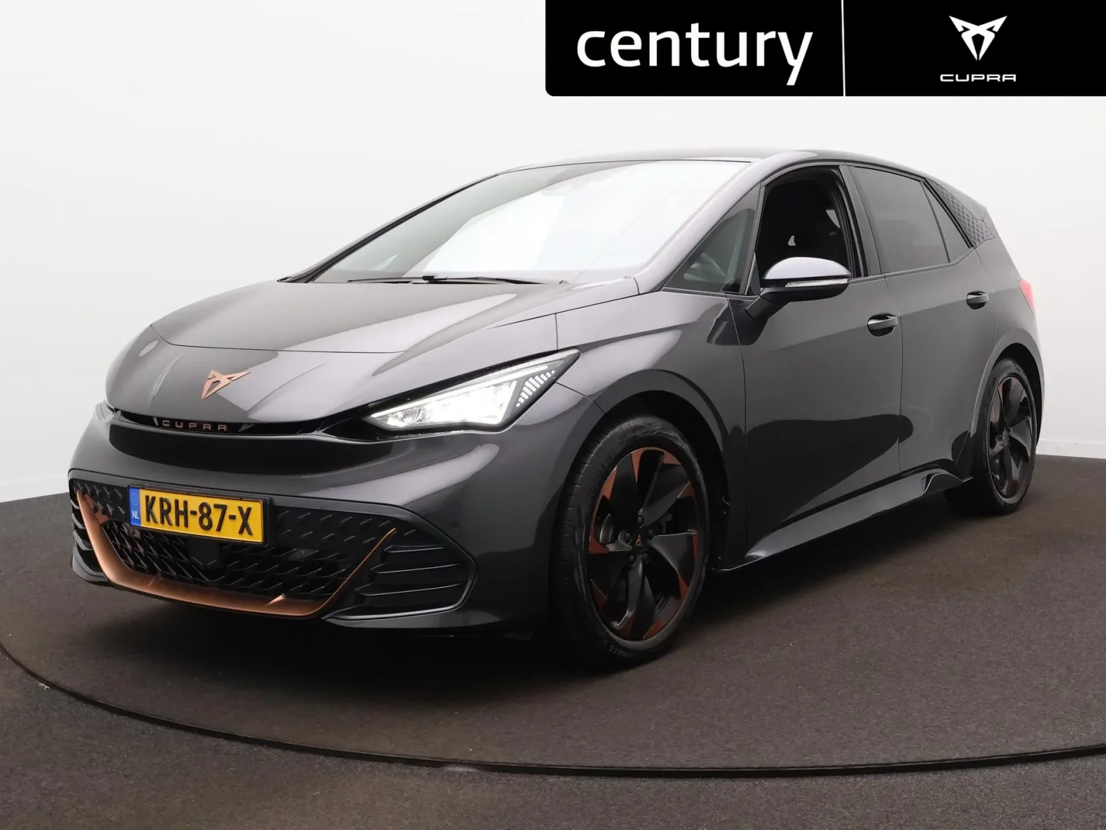 CUPRA Born (2024) — foto 1