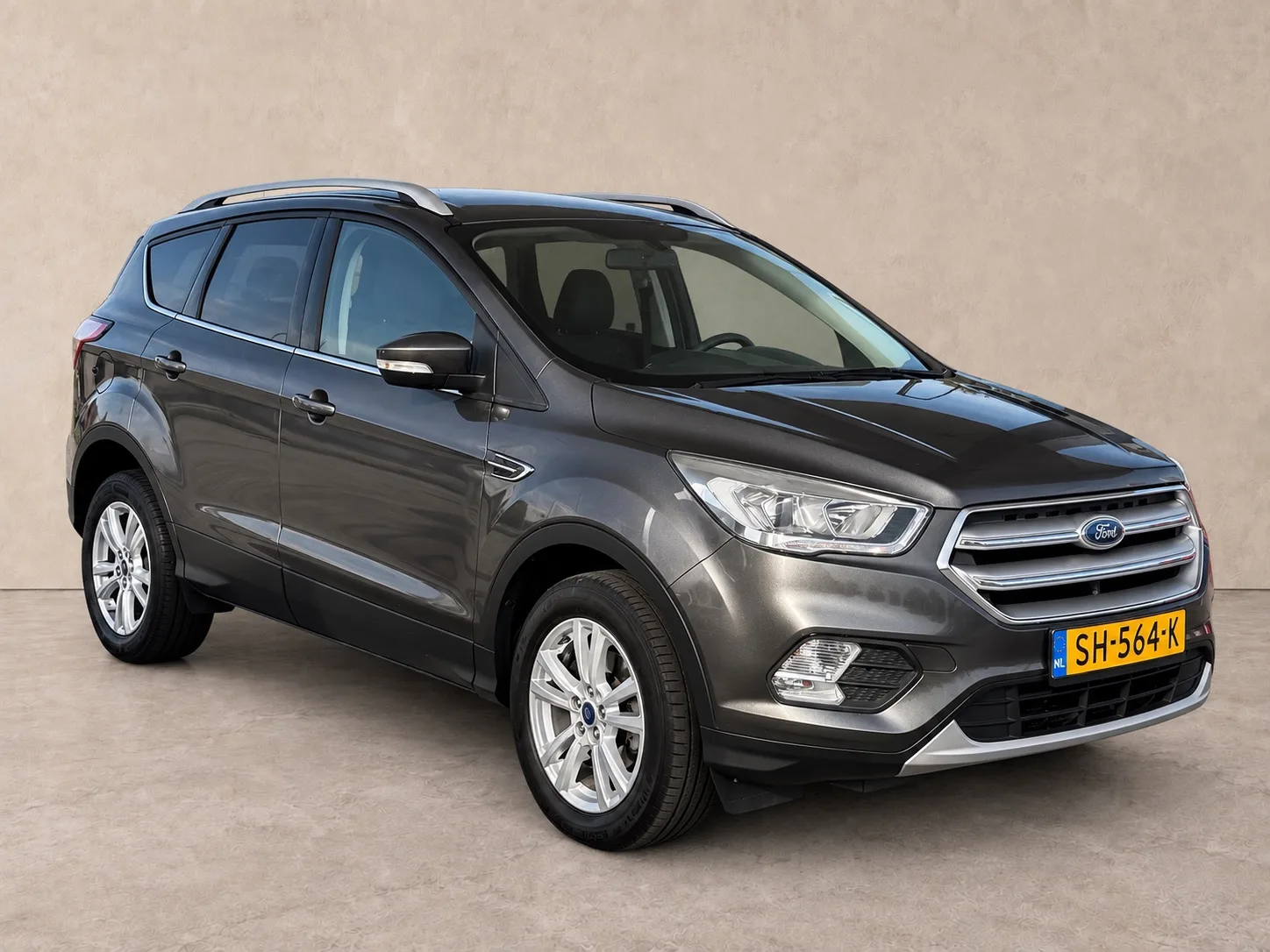 Ford Kuga (2018) — foto 1