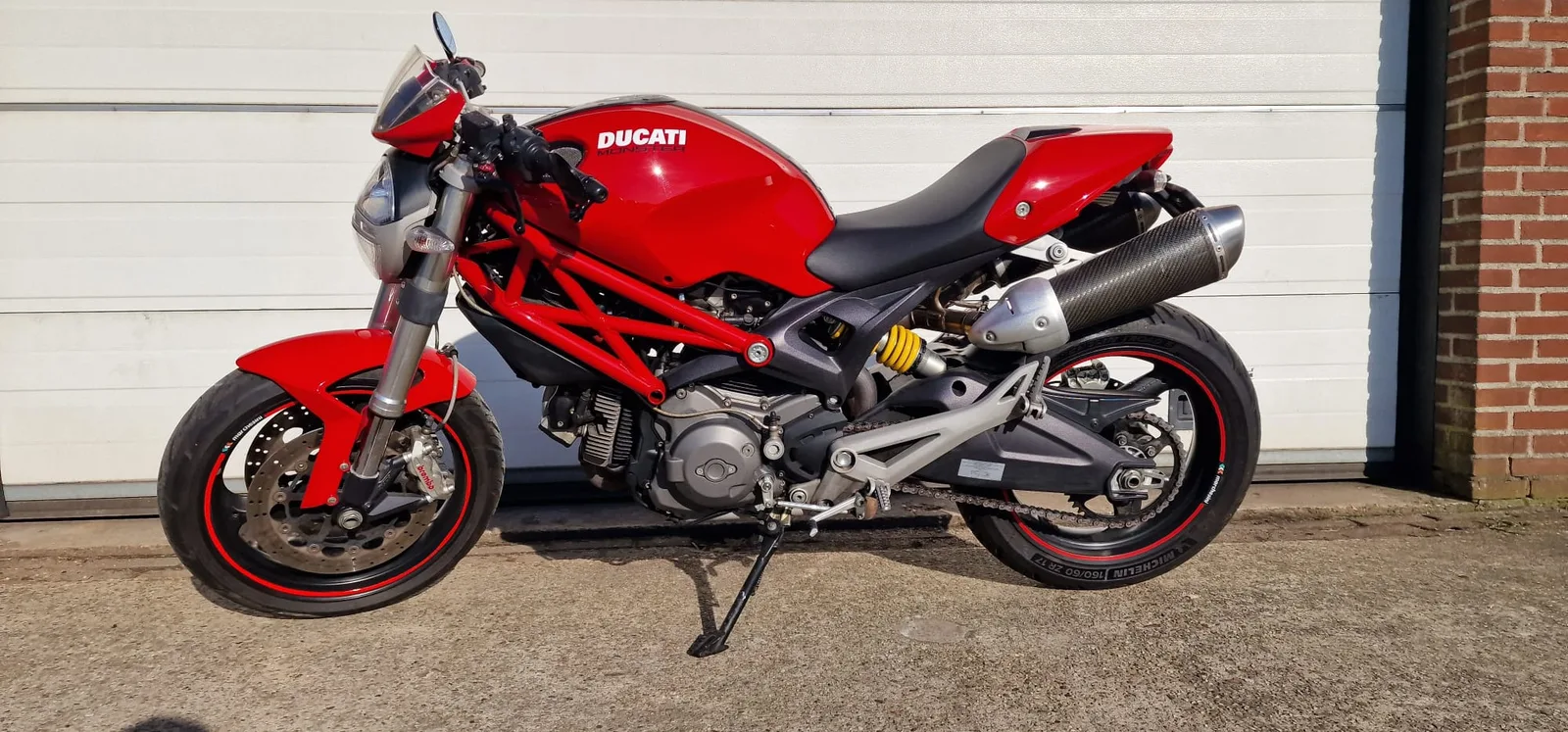Ducati Monster 696 (0) — foto 1