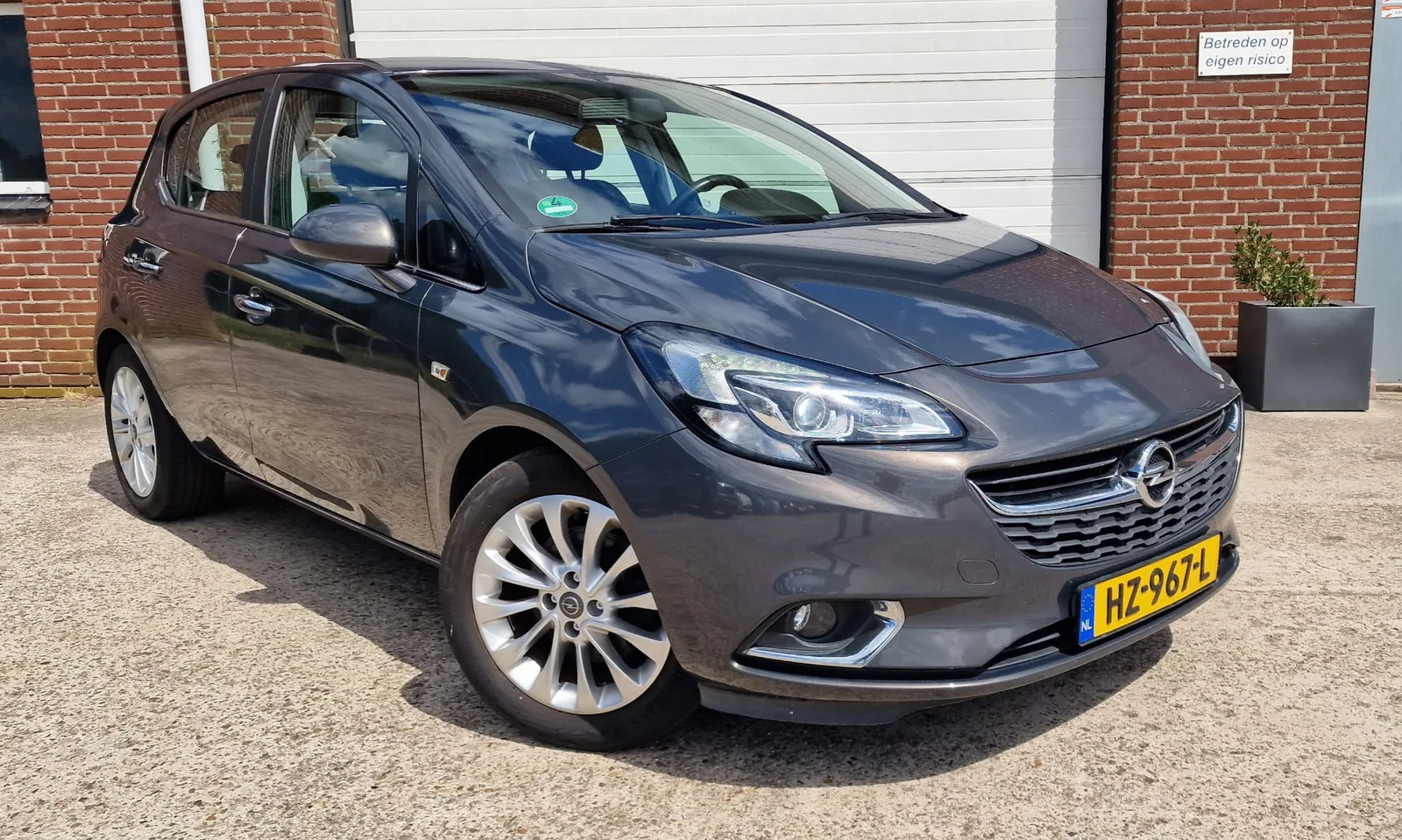 Opel Corsa (2015) — foto 1