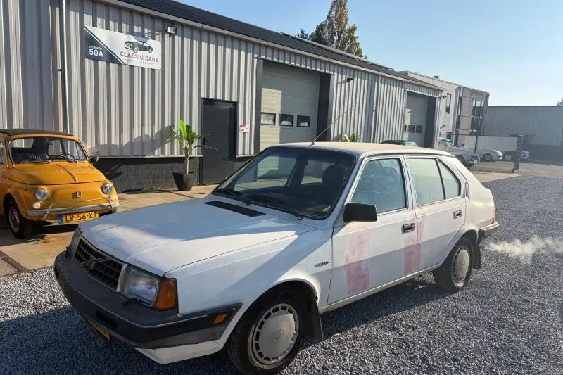 Volvo 340 (1986)