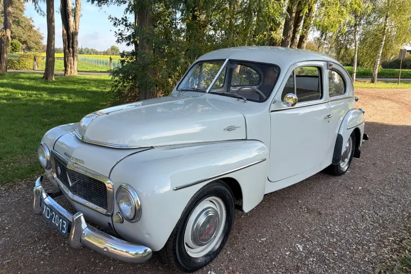 Volvo PV444 (1957)
