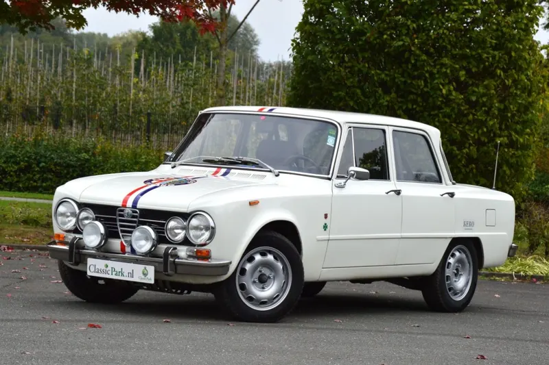 Alfa Romeo Giulia (1971)