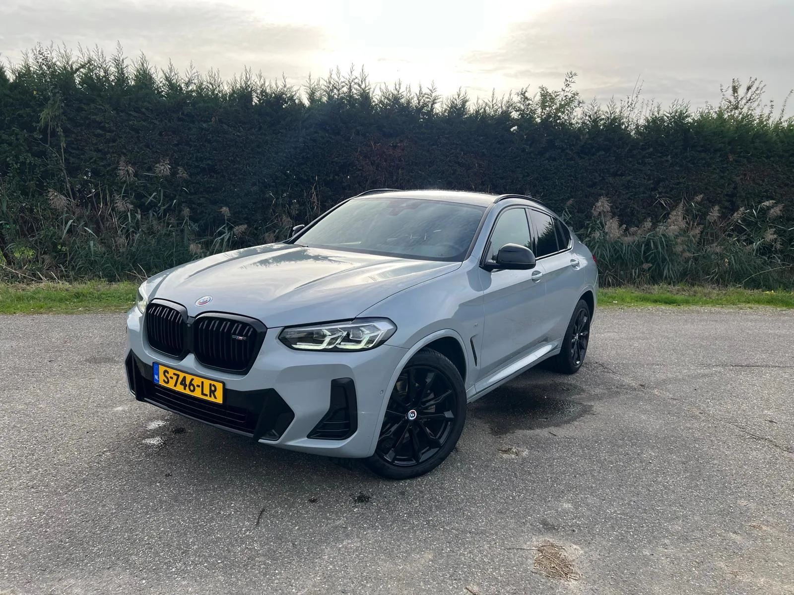 BMW X4 (2023) — foto 1