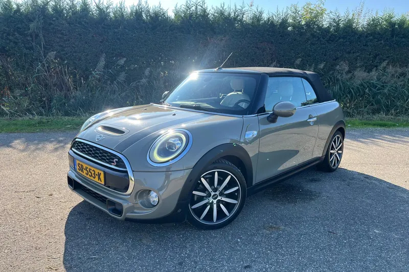 MINI Cabrio (2018)