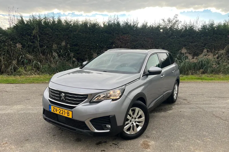 Peugeot 5008 (2019)