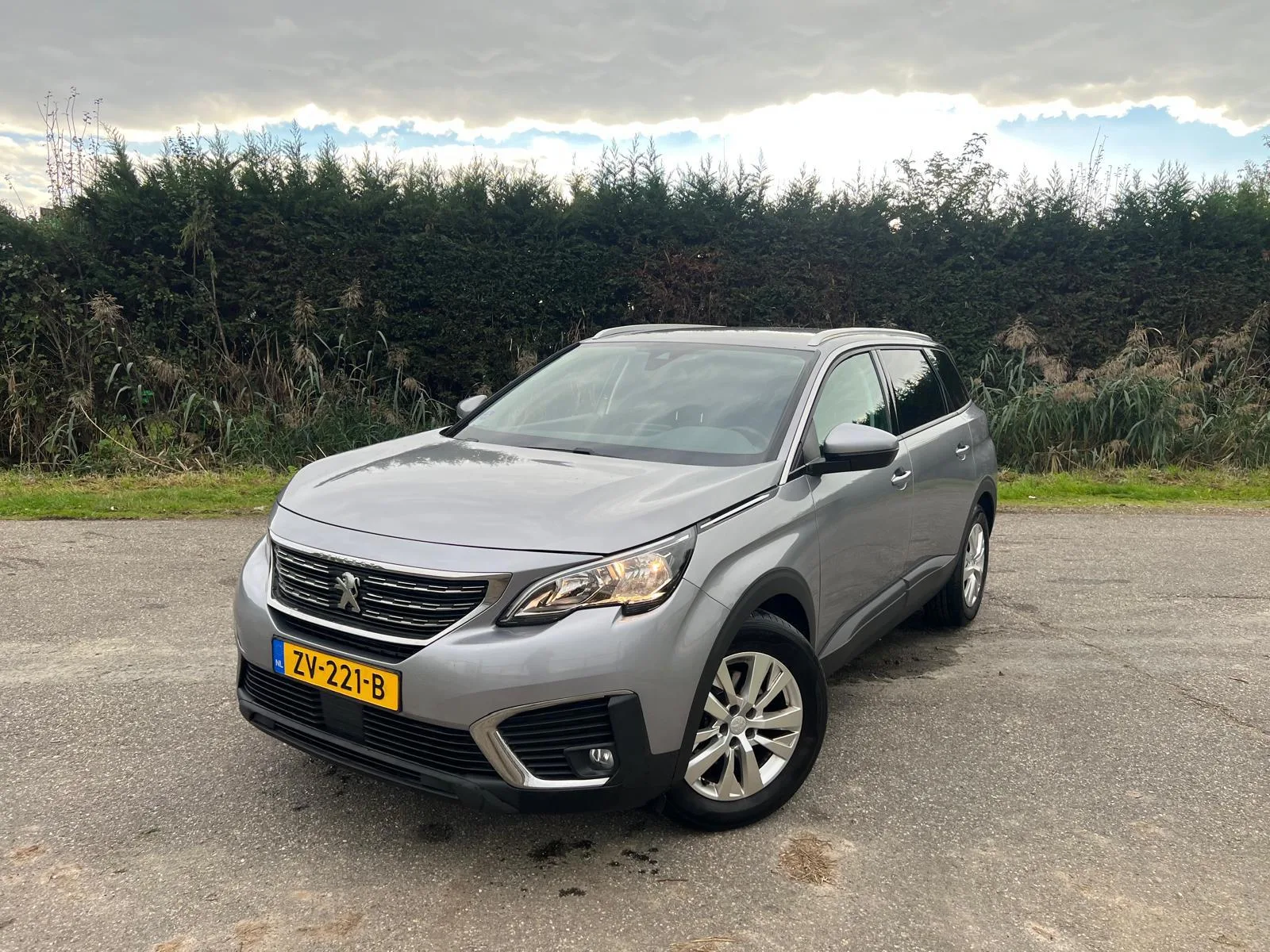 Peugeot 5008 (2019) — foto 1