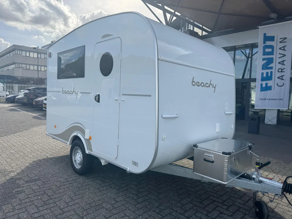 Hobby Beachy (2026) — foto 1