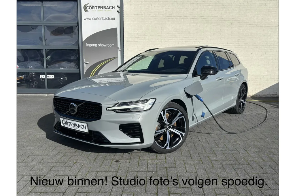 Volvo V60 (2024) — foto 1