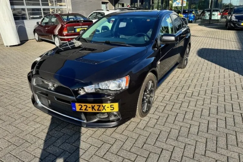 Mitsubishi Lancer (2010)