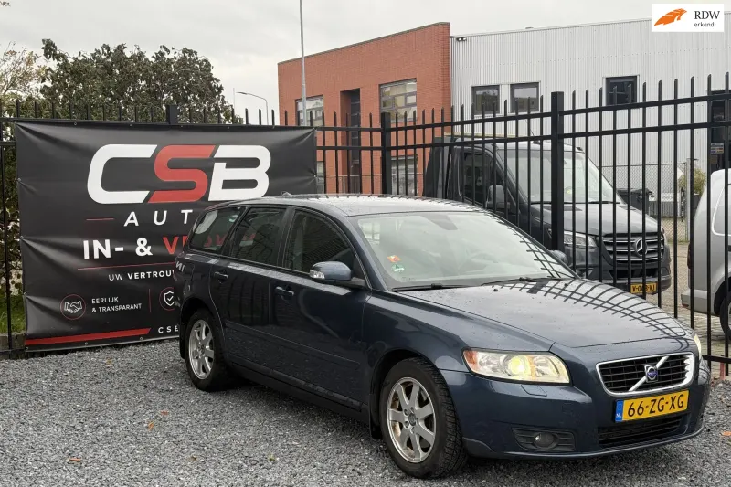Volvo V50 (2008)