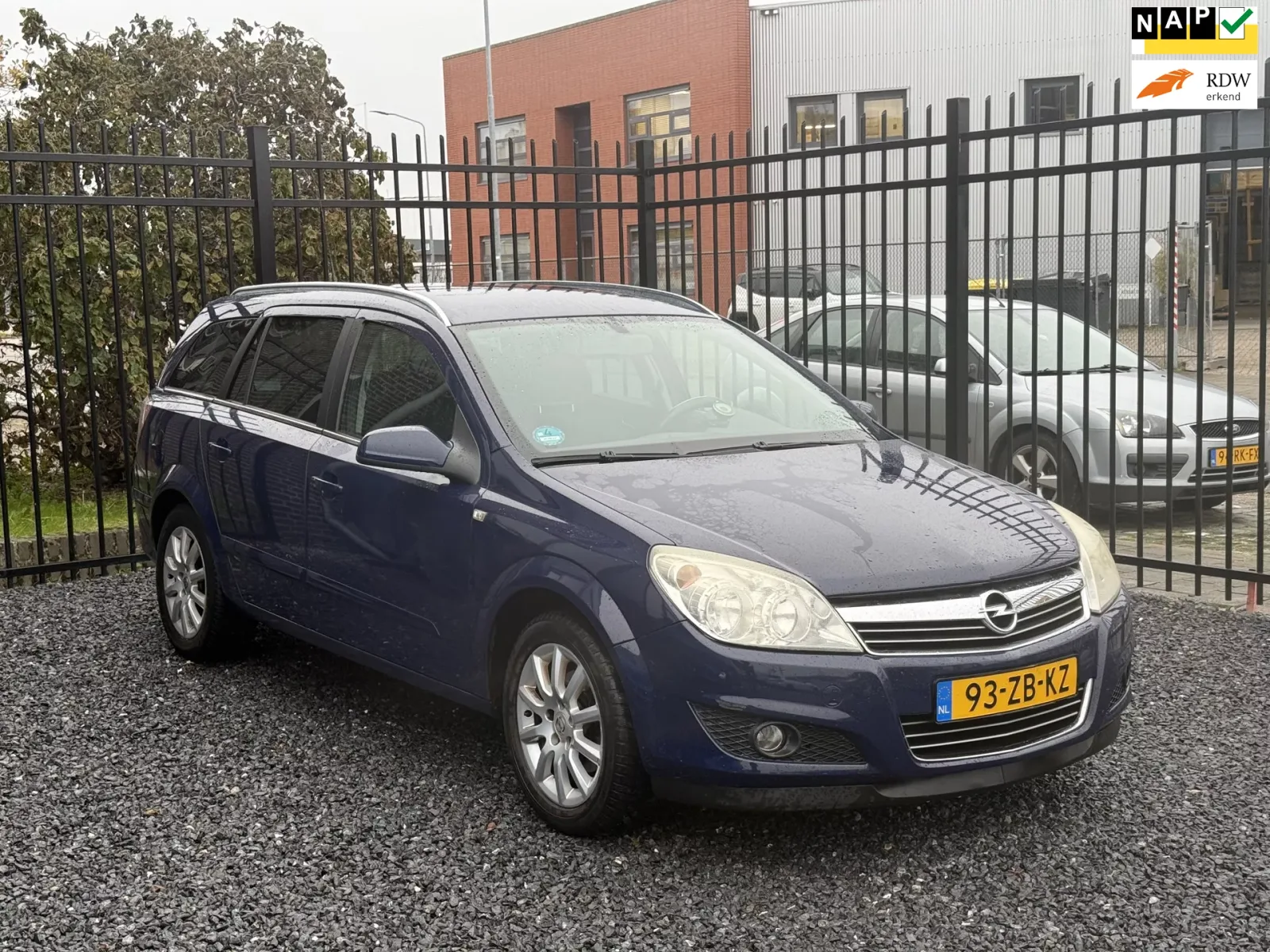 Opel Astra (2007) — foto 1