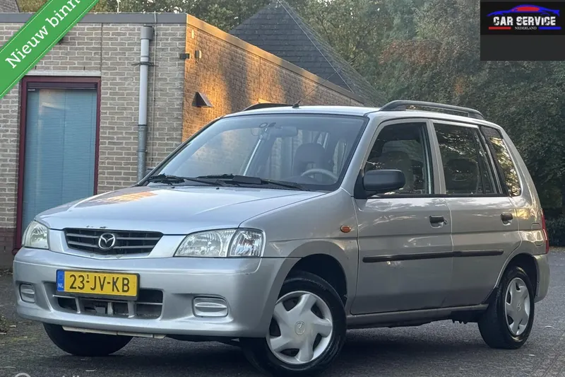 Mazda Demio (2002)