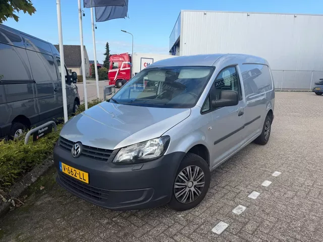 Volkswagen Caddy (2013) — foto 1