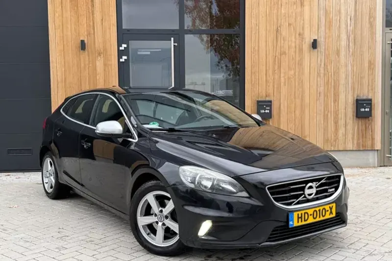 Volvo V40 (2013)