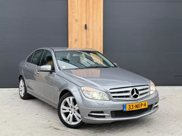 Mercedes-Benz C-Klasse (2010) — foto 1