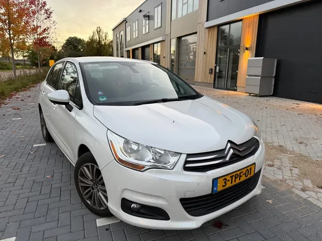 Citroën C4 (2014) — foto 1