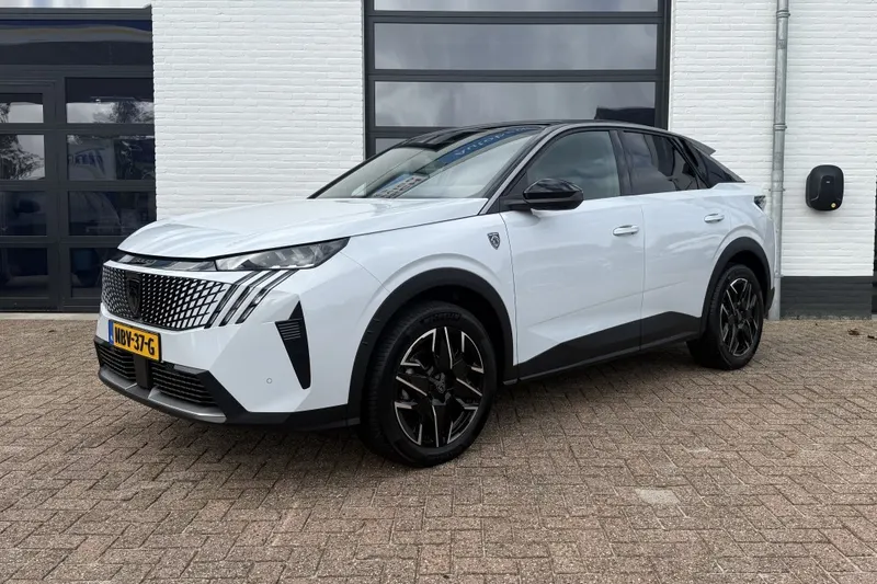 Peugeot 3008 (2025)