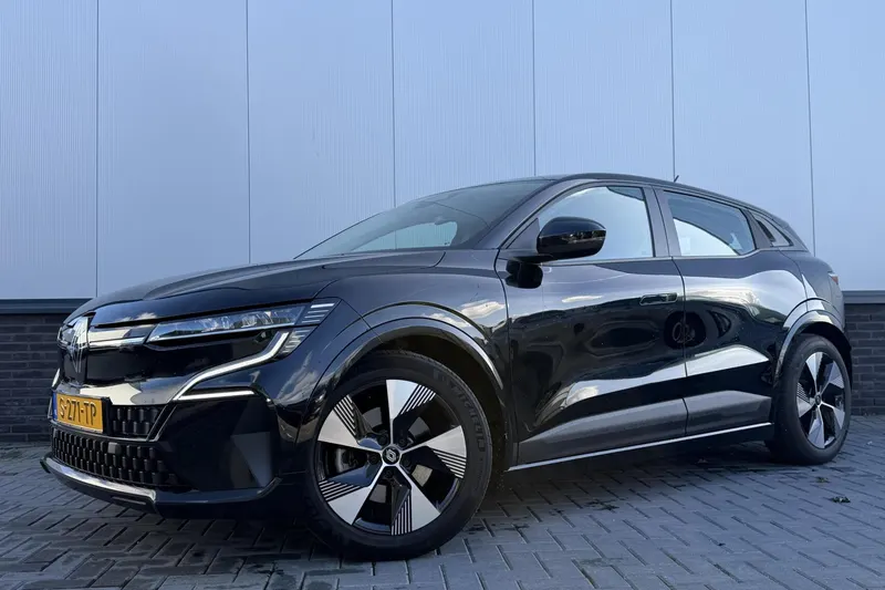 Renault Mégane E-Tech (2023)