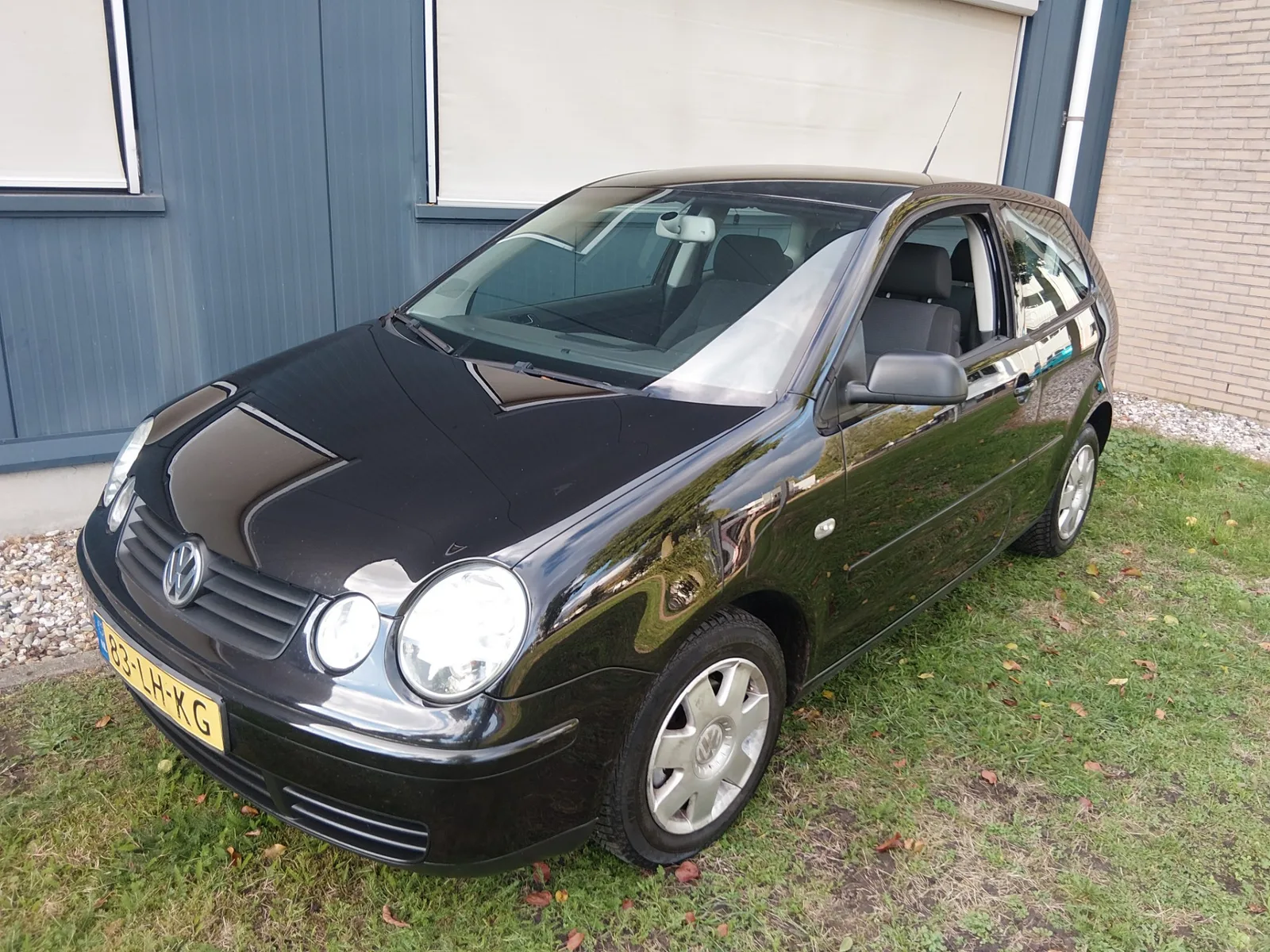 Volkswagen Polo (2003) — foto 1