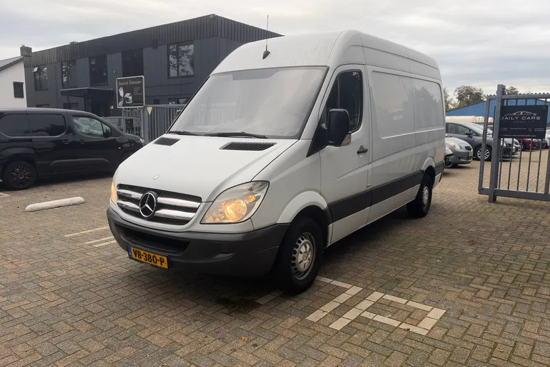 Mercedes-Benz Sprinter (2013)
