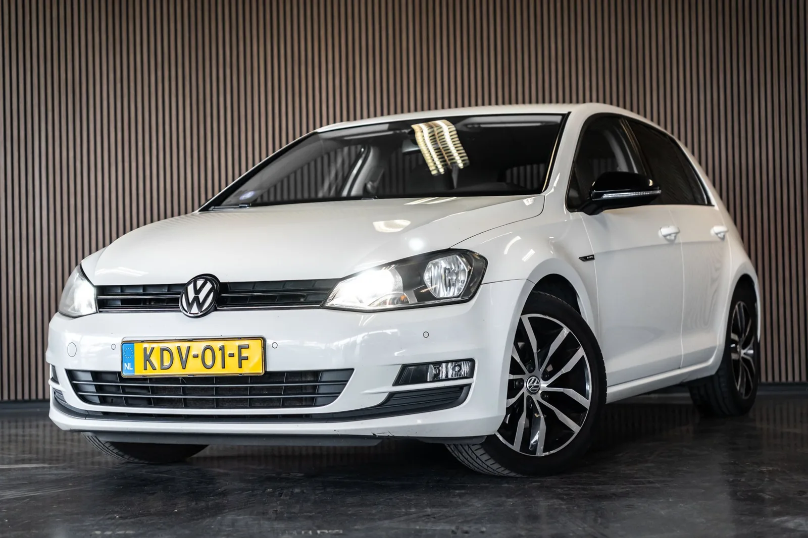 Volkswagen Golf (2016) — foto 1