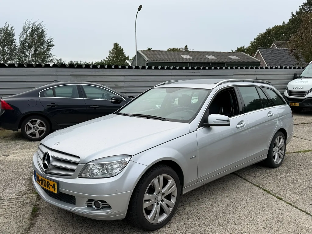 Mercedes-Benz C-Klasse (2010) — foto 1