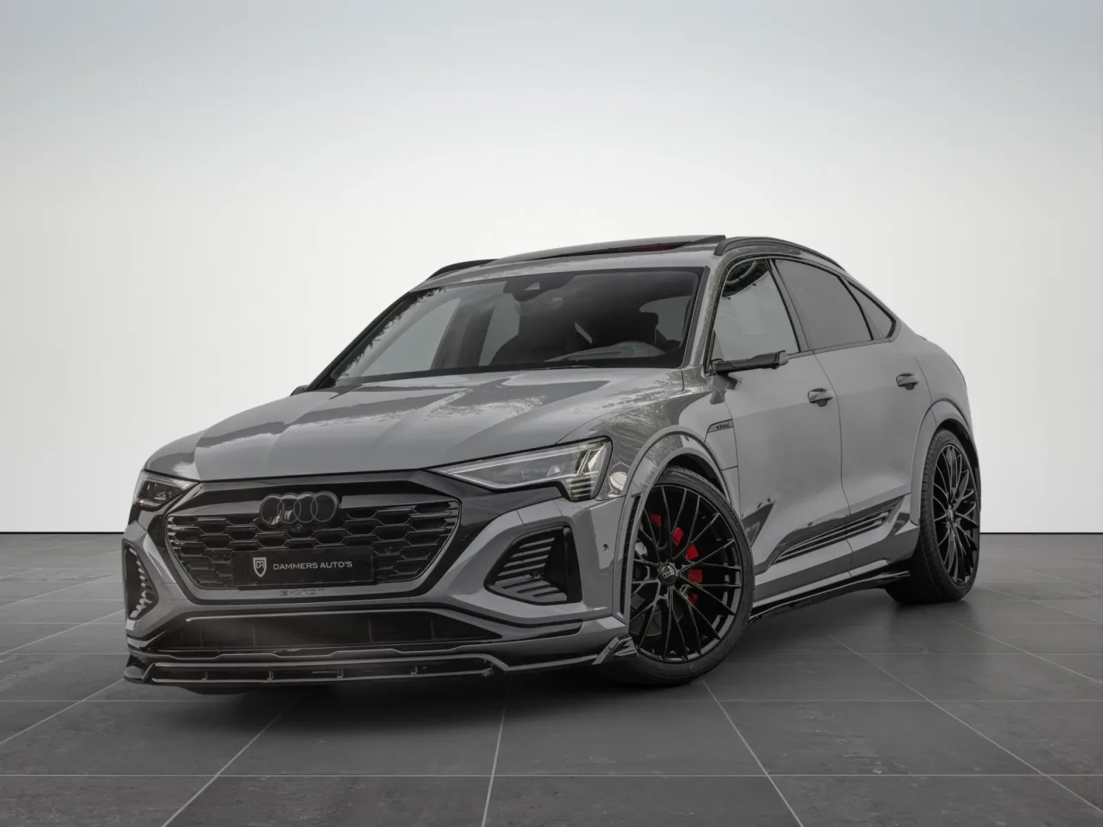 Audi SQ8 (2024) — foto 1