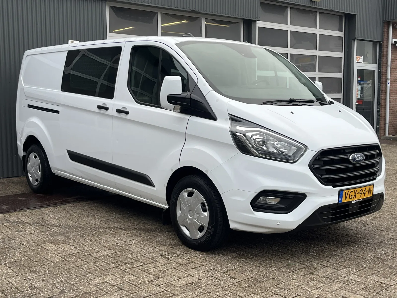 Ford Transit Custom (2020) — foto 1