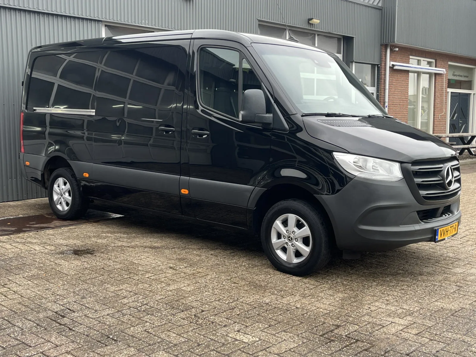 Mercedes-Benz Sprinter (2023) — foto 1