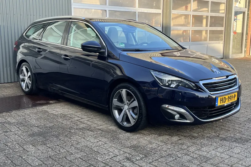 Peugeot 308 (2015)