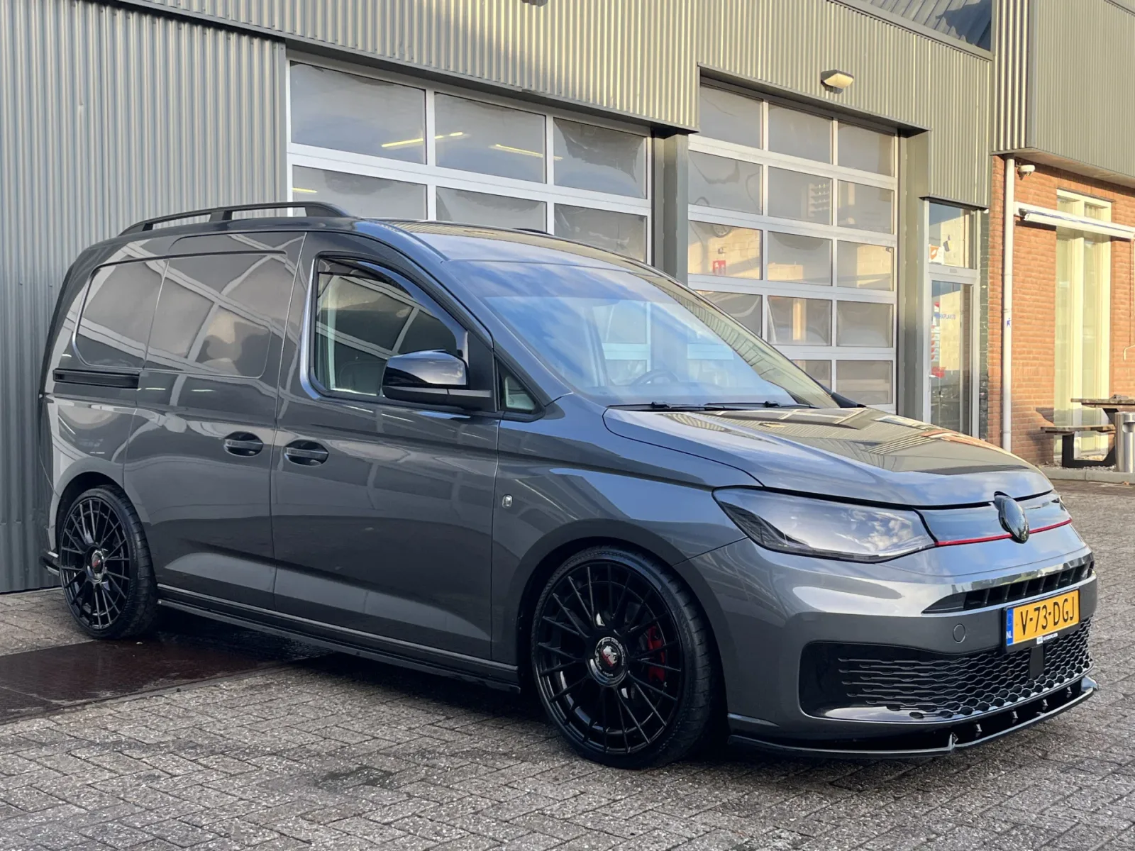 Volkswagen Caddy (2024) — foto 1