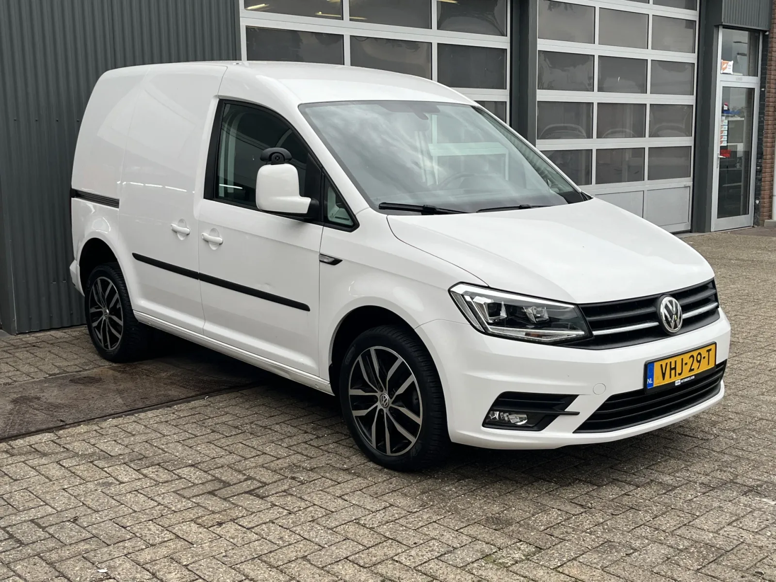 Volkswagen Caddy (2020) — foto 1